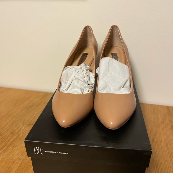 INC International concepts women’s pumps - Picture 4 of 6